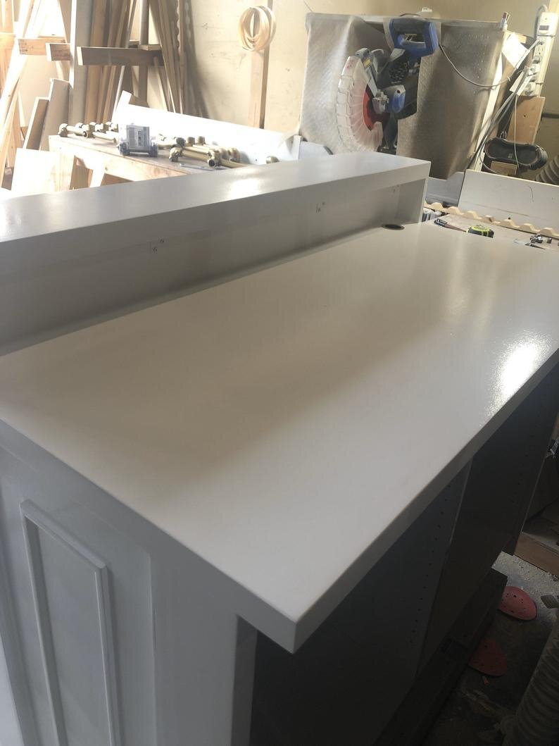 Retail Counter Cash Wrap Desk